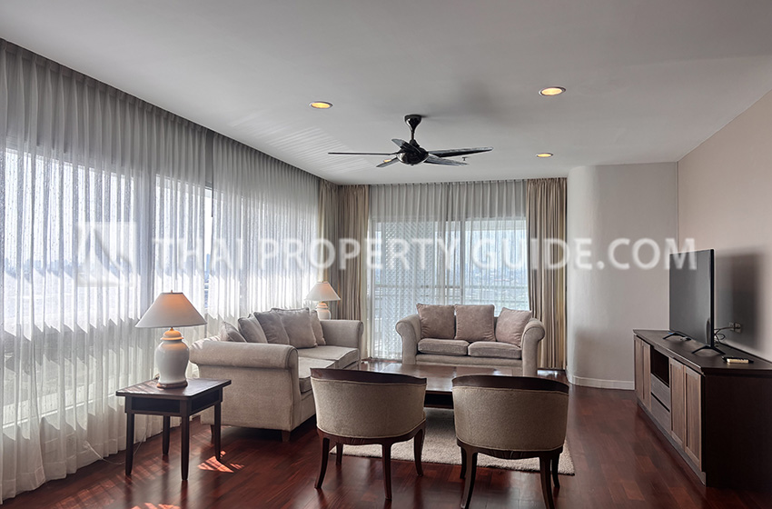 Apartment for rent in Chaengwattana (near Nichada Thani)