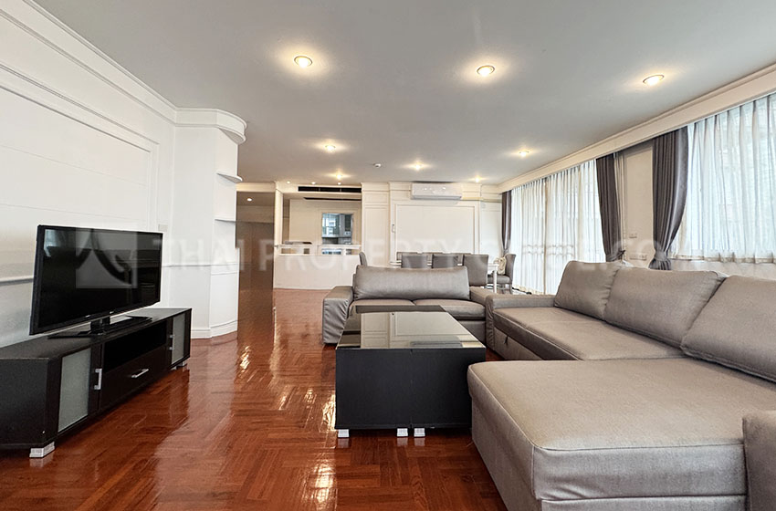 Apartment in Phaholyothin 