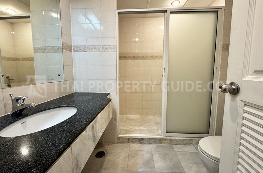 Apartment in Phaholyothin 