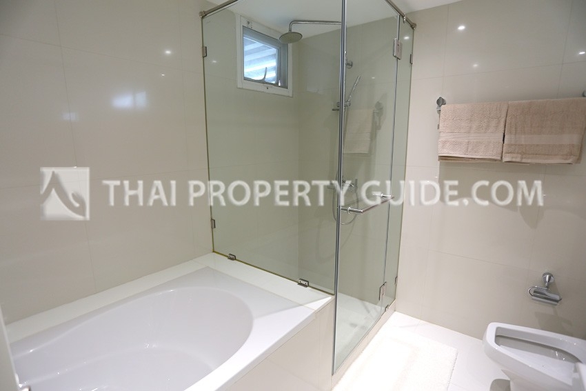 Apartment in Ploenchit 