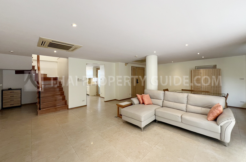 Apartment in Ploenchit