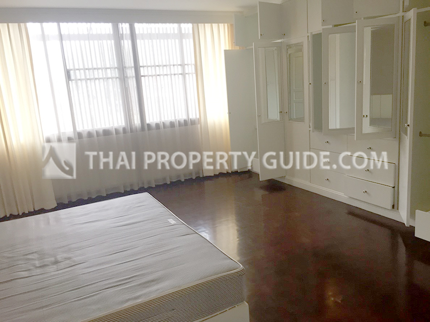 Apartment in Ploenchit 