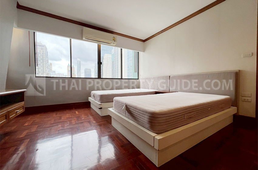 Apartment in Ploenchit 