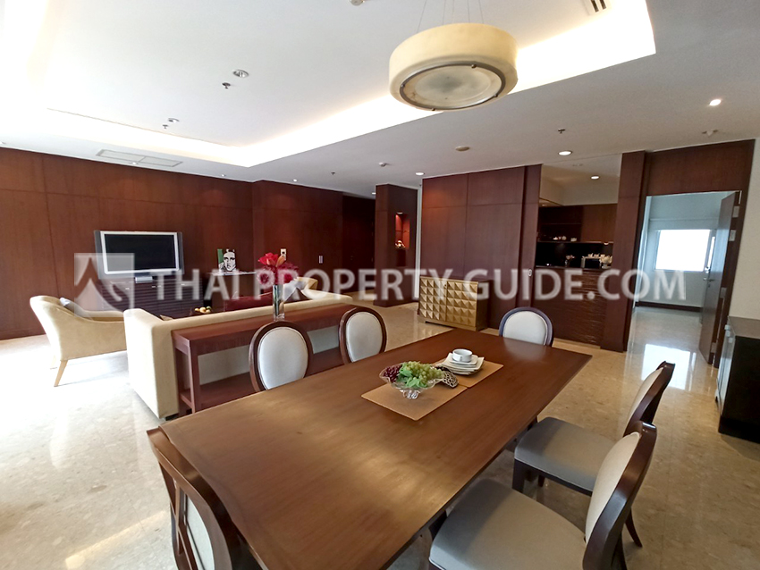 Apartment in Ploenchit 