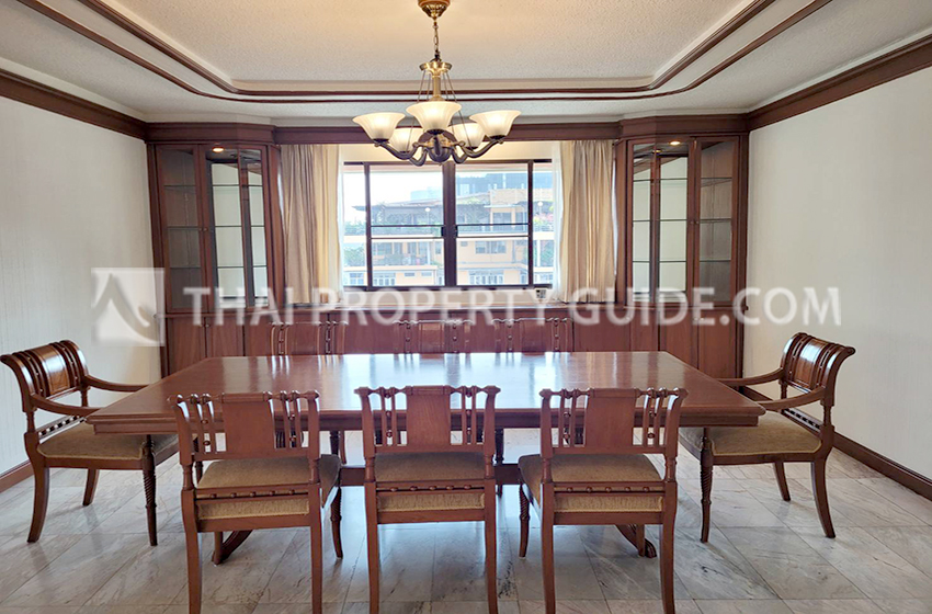 Apartment in Ploenchit 