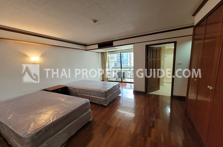 Apartment in Ploenchit 