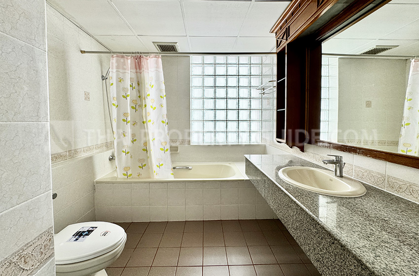 Apartment in Rama​ 9​ -​ Ramintra 