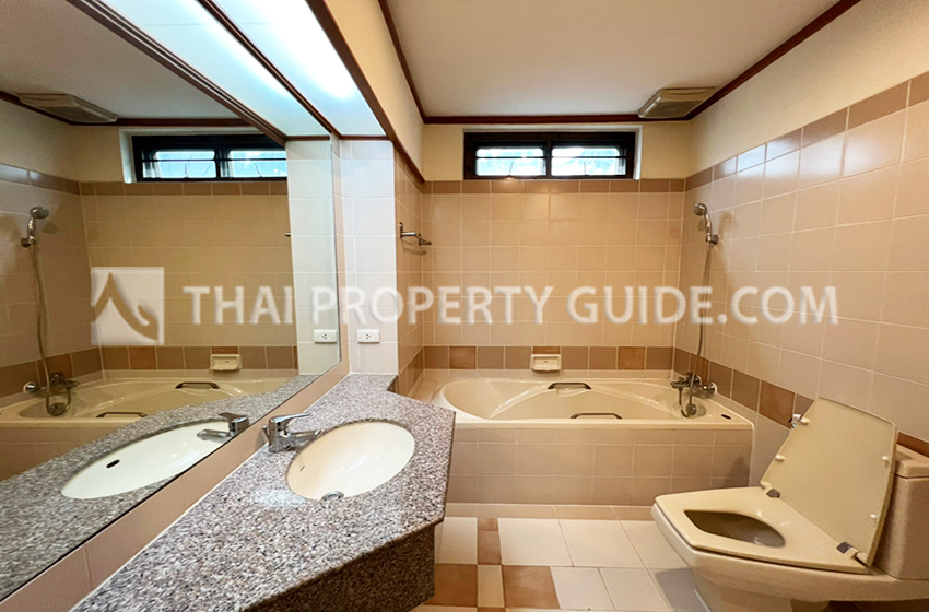 Apartment in Sathorn 