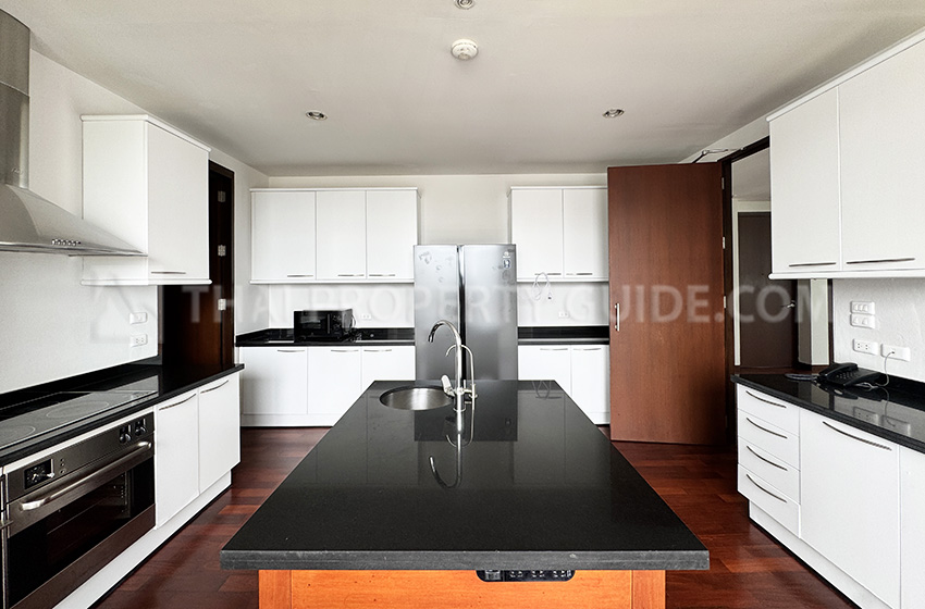 Apartment in Sathorn 