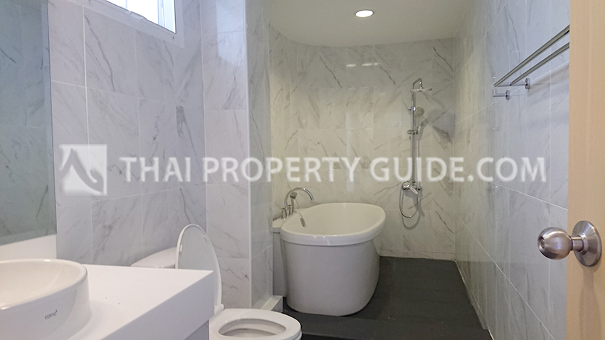 Apartment in Sathorn 