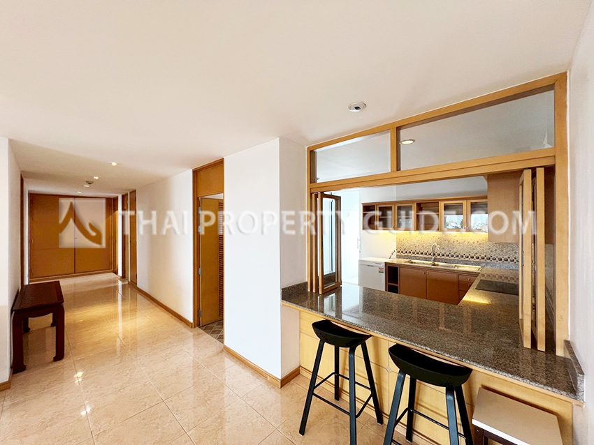 Apartment in Sathorn 