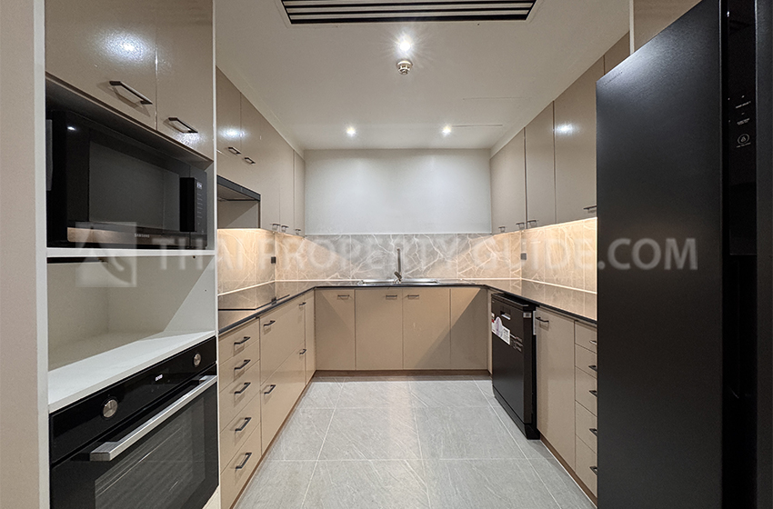 Apartment in Sathorn 