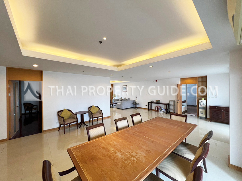 Apartment in Sathorn 