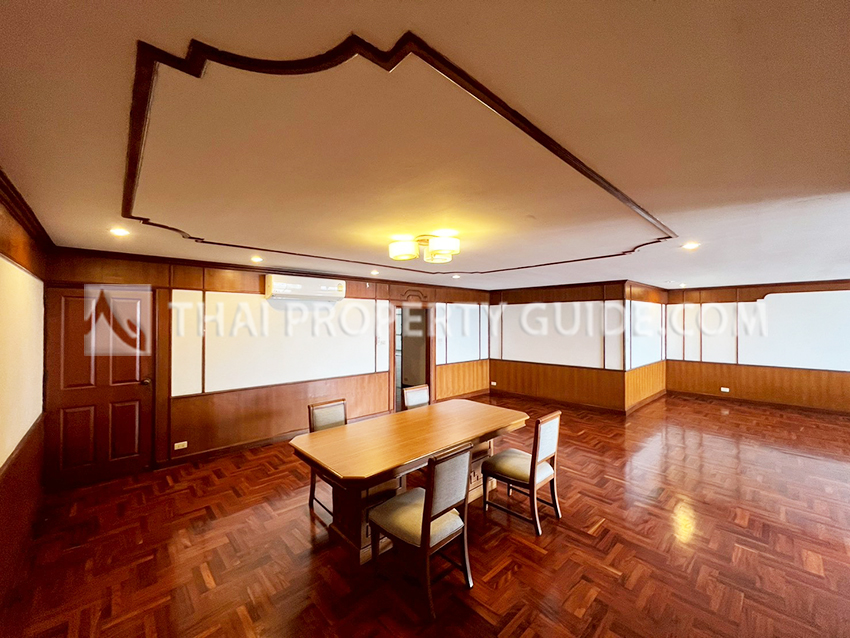 Apartment in Sukhumvit 
