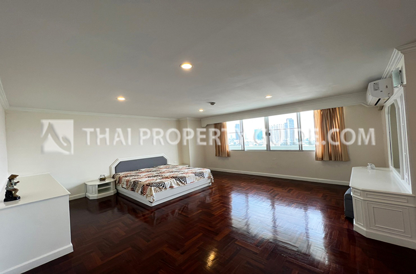 Apartment in Sukhumvit 
