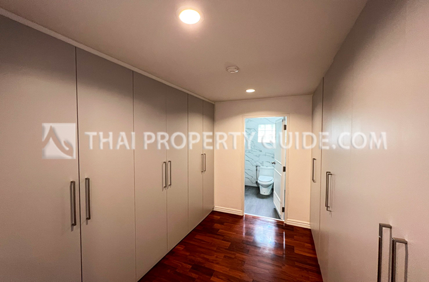 Apartment in Sukhumvit 
