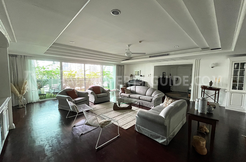 Apartment for rent in Sukhumvit (near NIST International School)