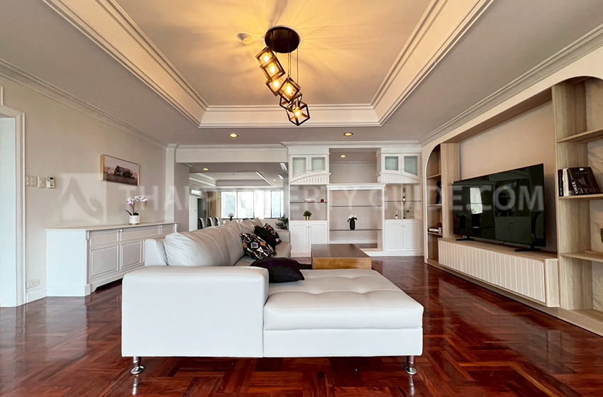 Apartment in Sukhumvit 