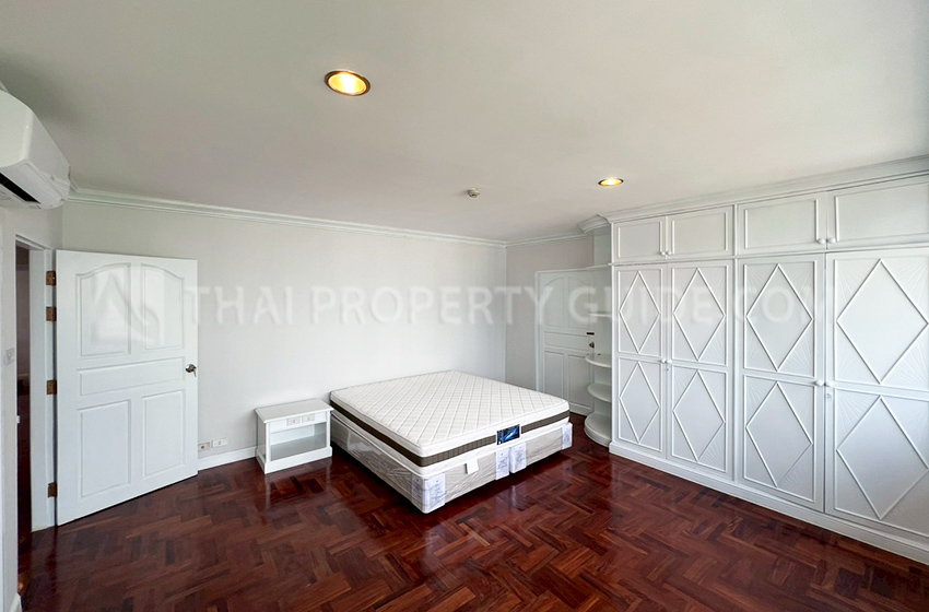 Apartment in Sukhumvit 