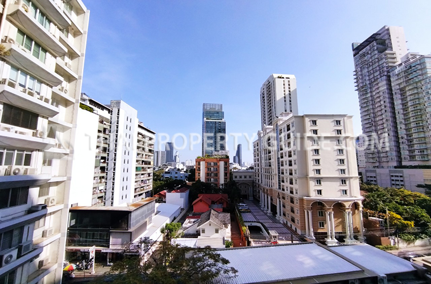 Apartment in Sukhumvit 