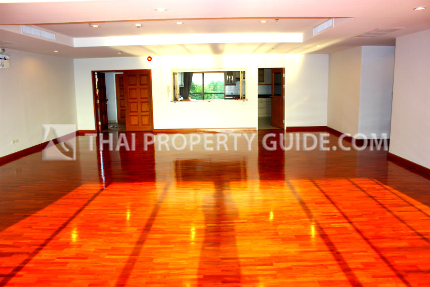 Condominium in Nichada Thani 