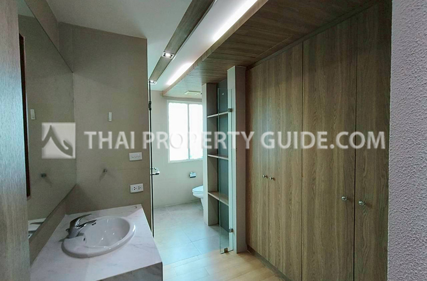 Condominium in Nichada Thani 