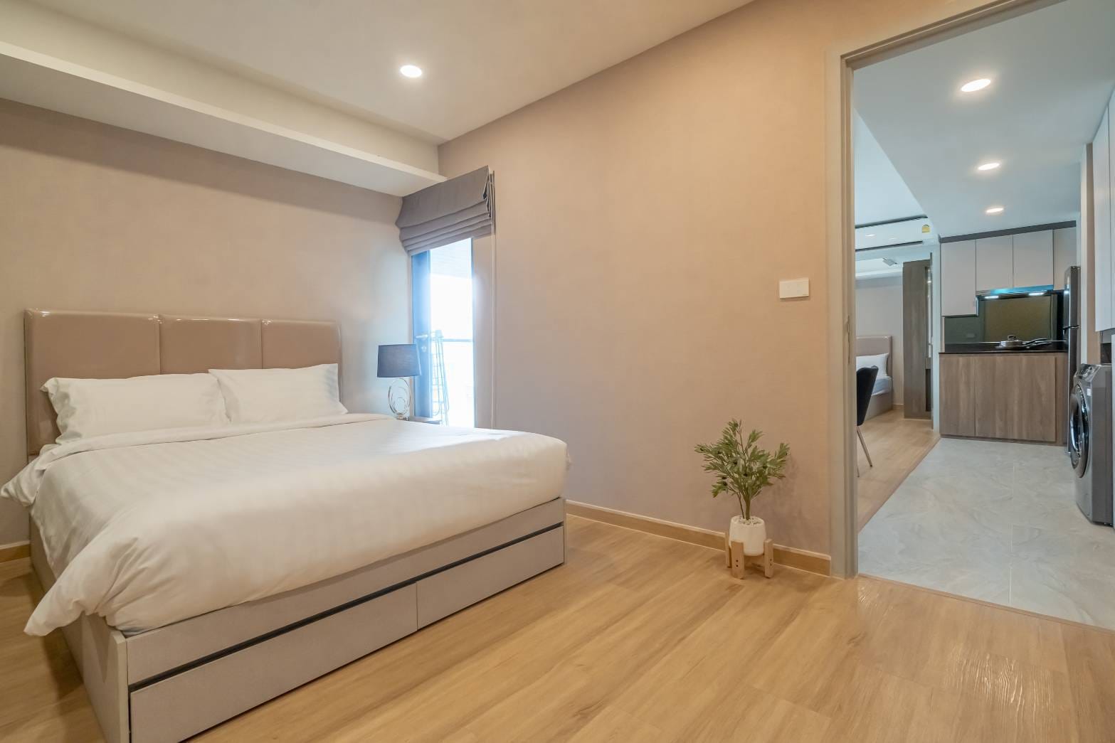 Condominium in New Petchburi 