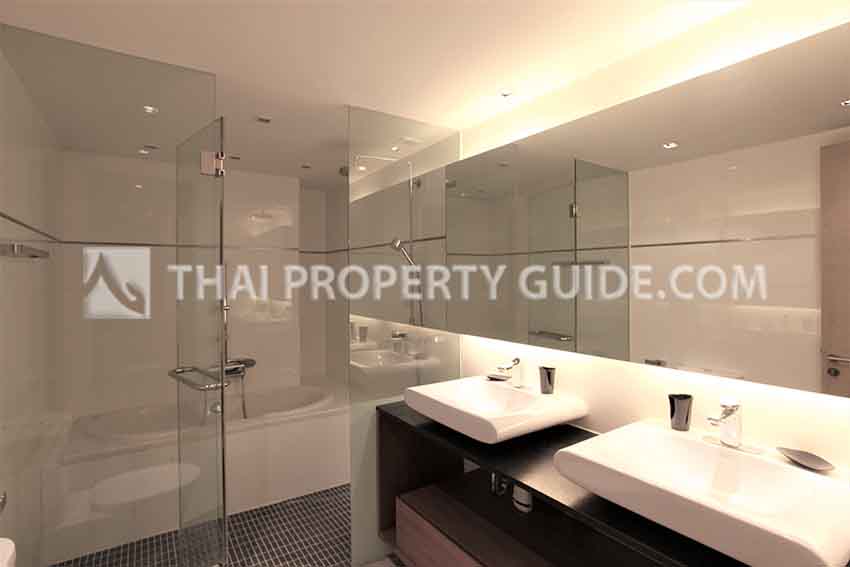 Condominium in Phaholyothin 