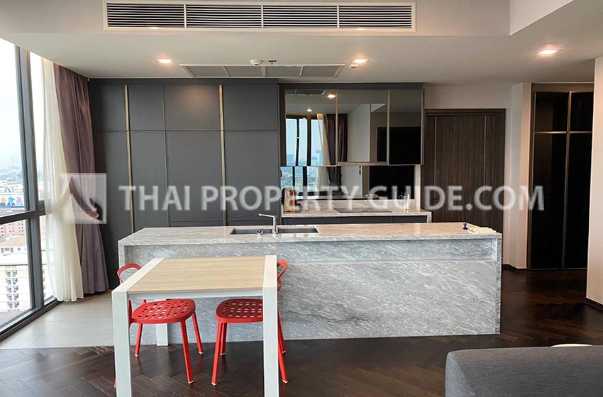 Condominium in Phaholyothin 