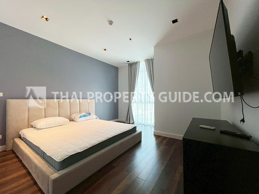 Condominium in Ploenchit : Athenee Residence 
