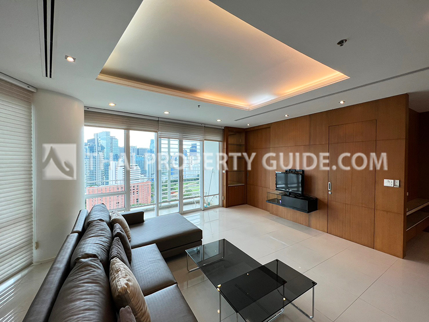 Condominium in Ploenchit 