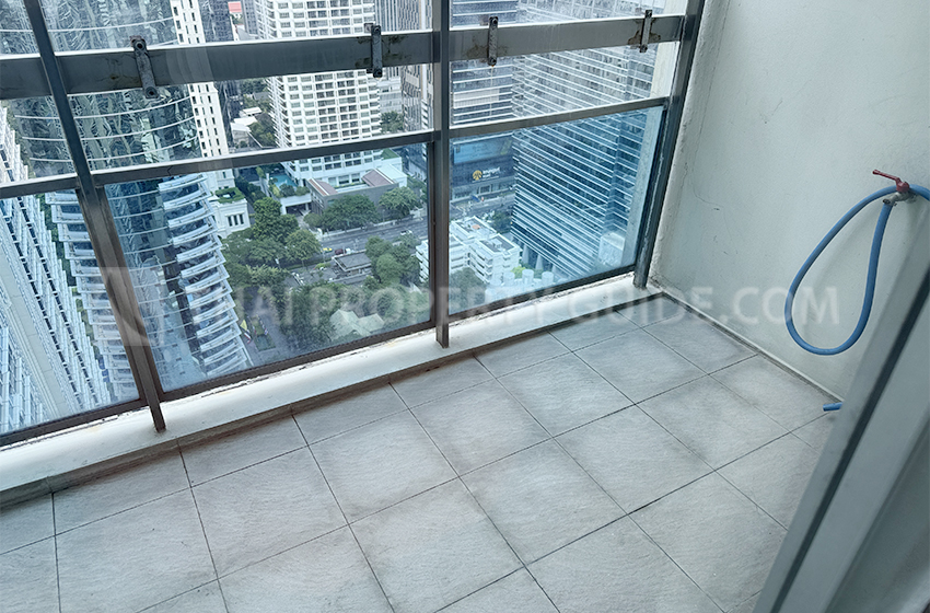 Condominium in Ploenchit : Athenee Residence 