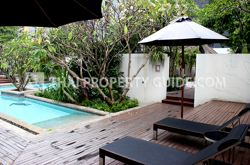 Condominium in Ploenchit : Athenee Residence 