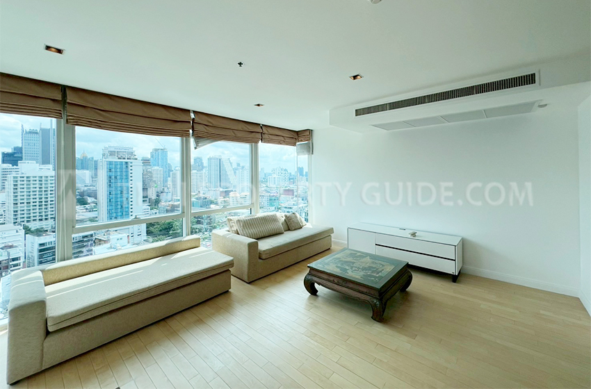 Condominium for rent in Ploenchit