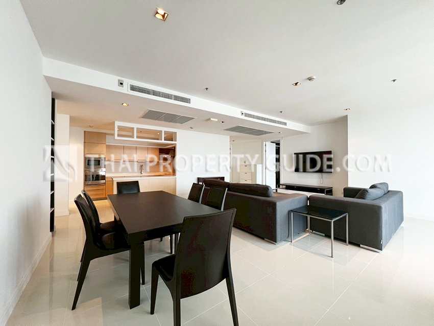 Condominium in Ploenchit : Athenee Residence 