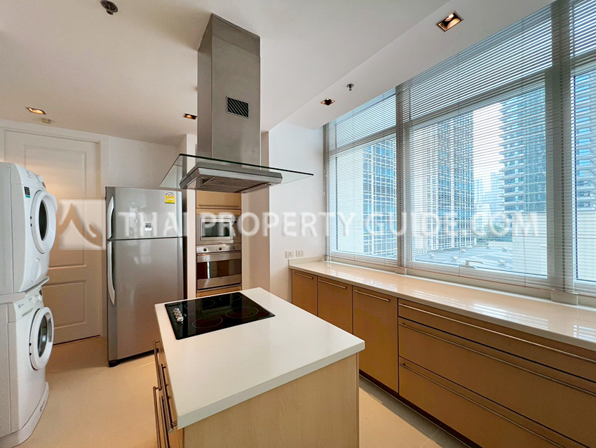 Condominium in Ploenchit : Athenee Residence 