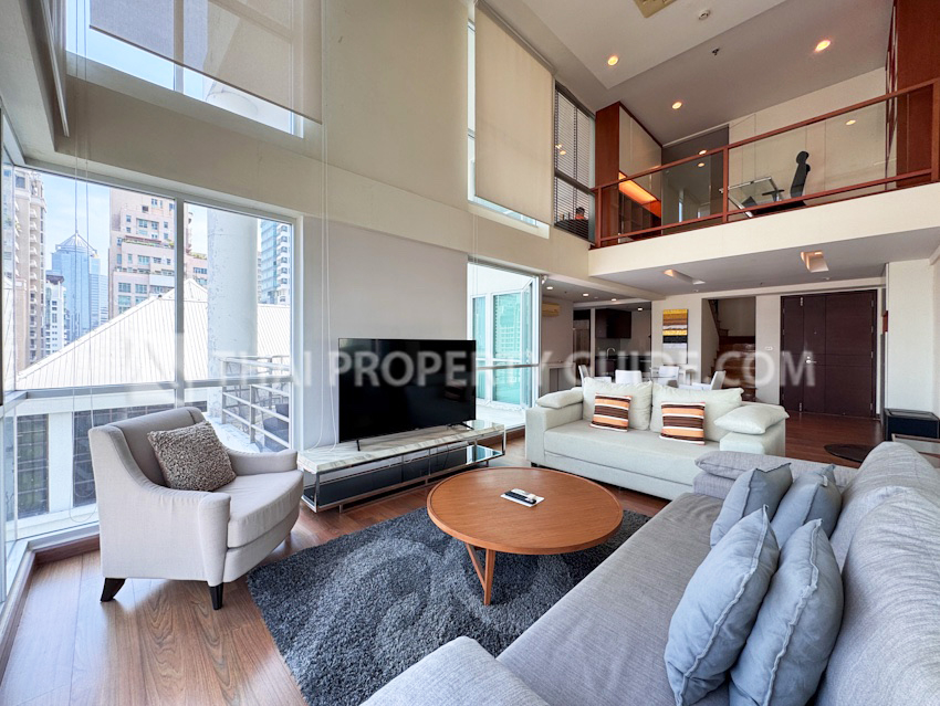 Condominium in Ploenchit 