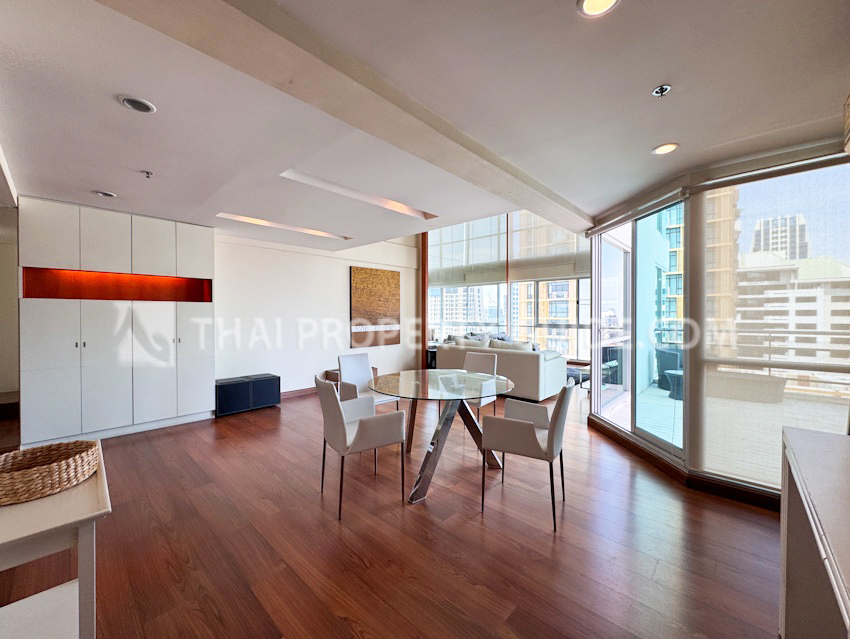 Condominium in Ploenchit 