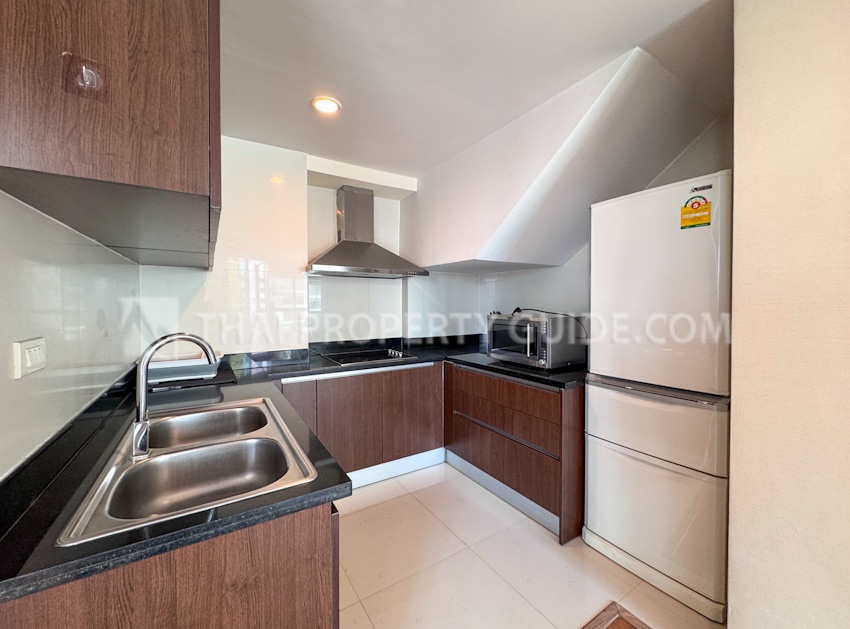 Condominium in Ploenchit 