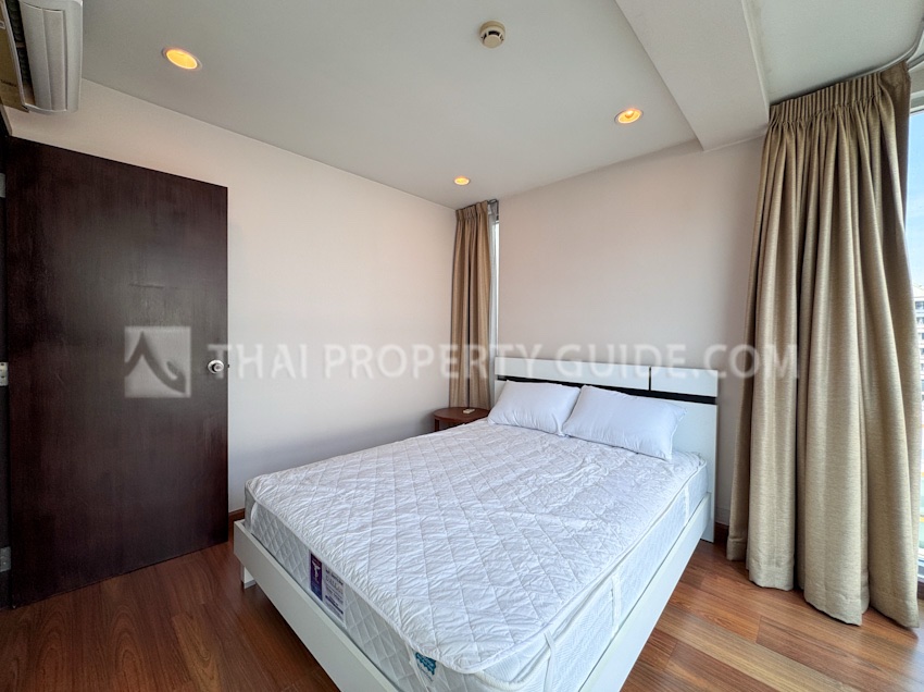 Condominium in Ploenchit 