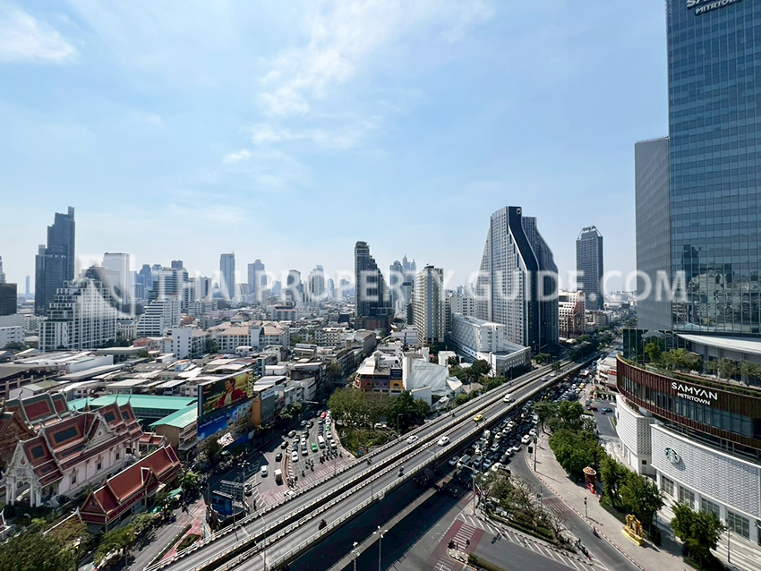 Condominium in Ploenchit 