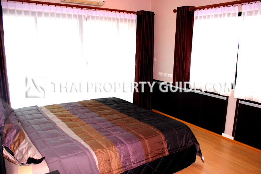 Condominium in Ploenchit 