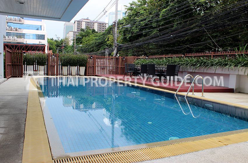 Condominium in Ploenchit 