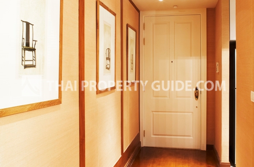 Condominium in Ploenchit : Athenee Residence 