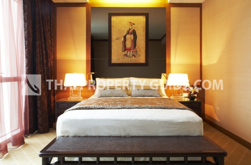Condominium in Ploenchit : Athenee Residence 