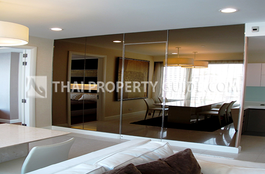 Condominium in Ploenchit 