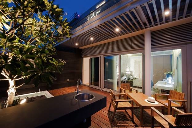 Condominium in Ploenchit 