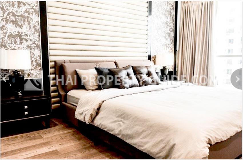 Condominium in Ploenchit 