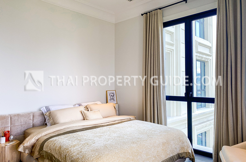 Condominium in Ploenchit 