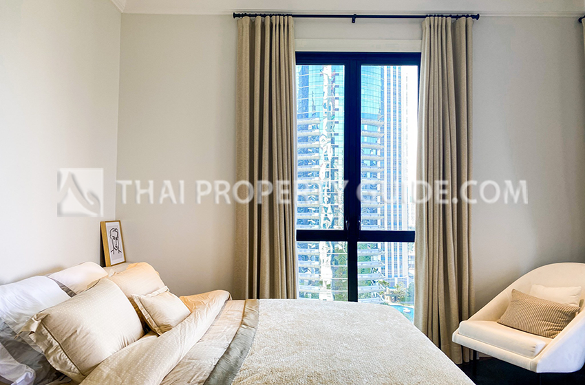 Condominium in Ploenchit 